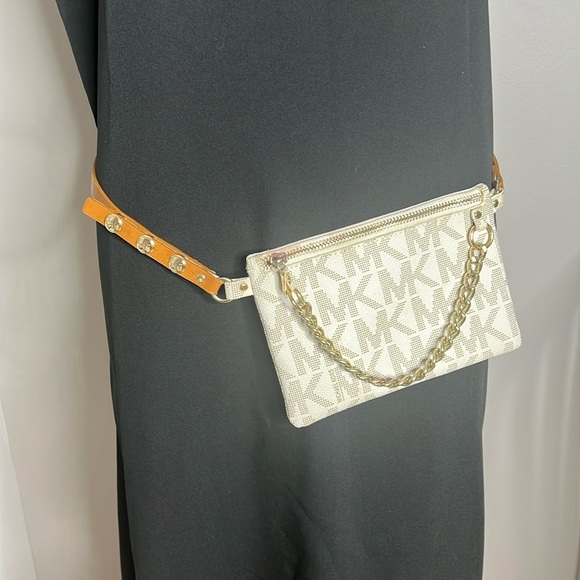 Michael Kors MK Signature Logo Belt Bag Fanny Pack - Picture 1 of 7